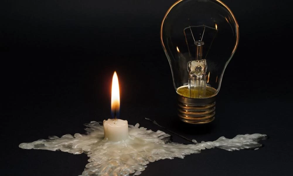 Ετοιμάστε κεριά! Απλησίαστο το ρεύμα-Με σουηδικό μοντέλο θα “κάψουν” τις τσέπες των καταναλωτών